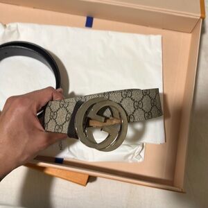 Gucci belt
